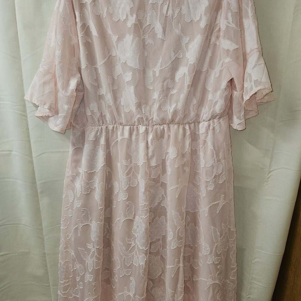 Plus Jacquard Flounce Sleeve Midi Dress - Picture 4 of 9
